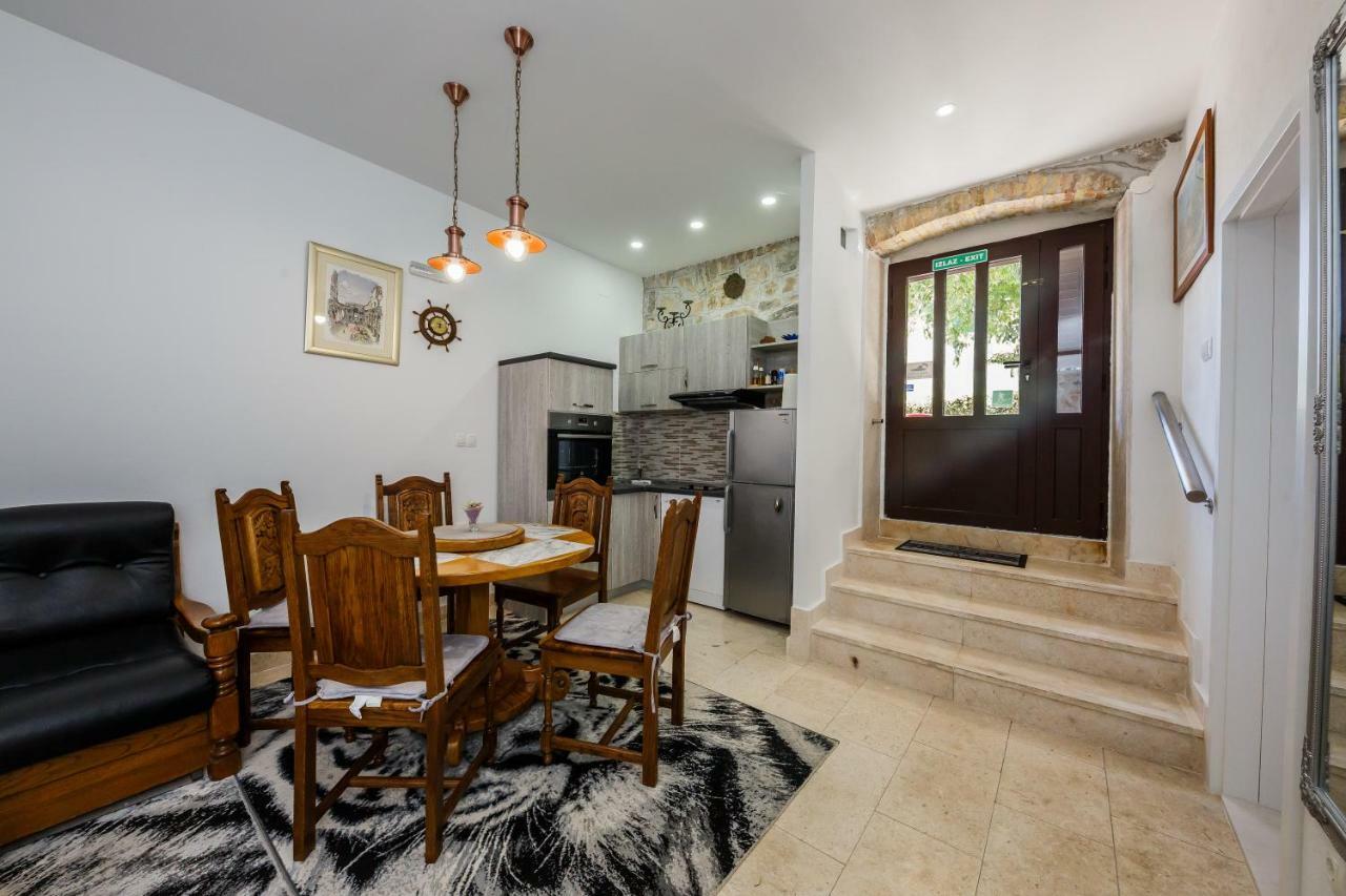 Apartman Lavanda Kaštela Εξωτερικό φωτογραφία